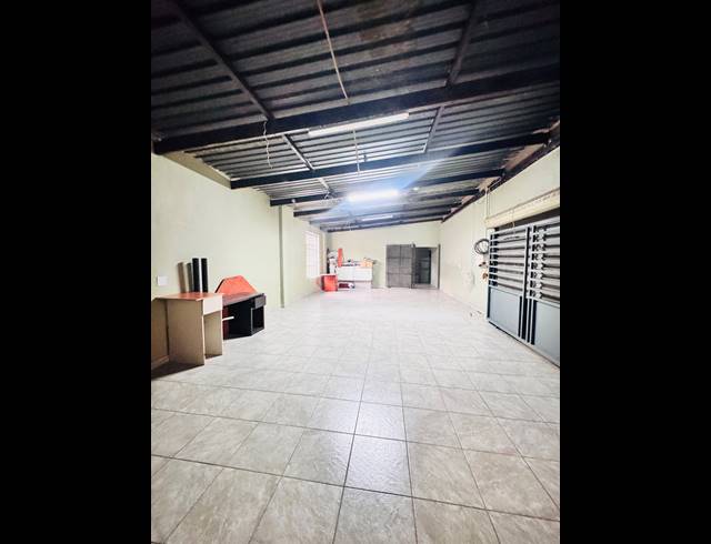 383M² BUSINESS FOR SALE IN WITBANK EXT 8